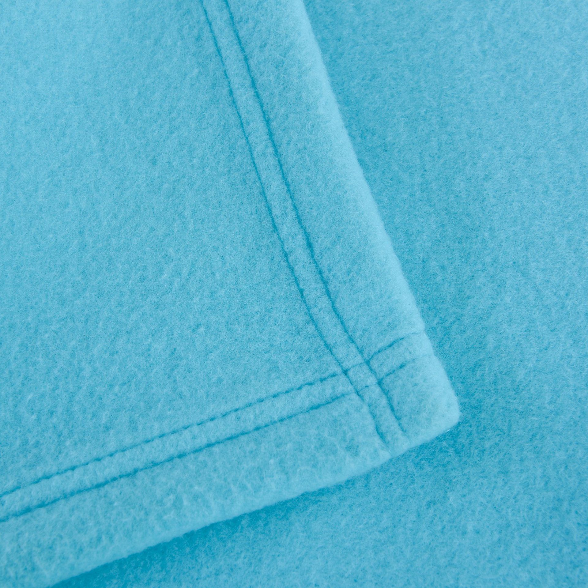 High Quality 100 Standard Antipilling Fleece Blanket Manufacturers